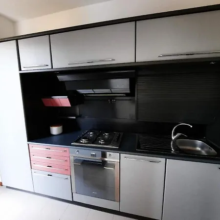 Apartament Confortevole E Ben Servito San Mariano