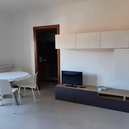 Confortevole E Ben Servito