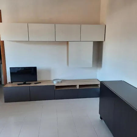 Confortevole E Ben Servito Apartment San Mariano
